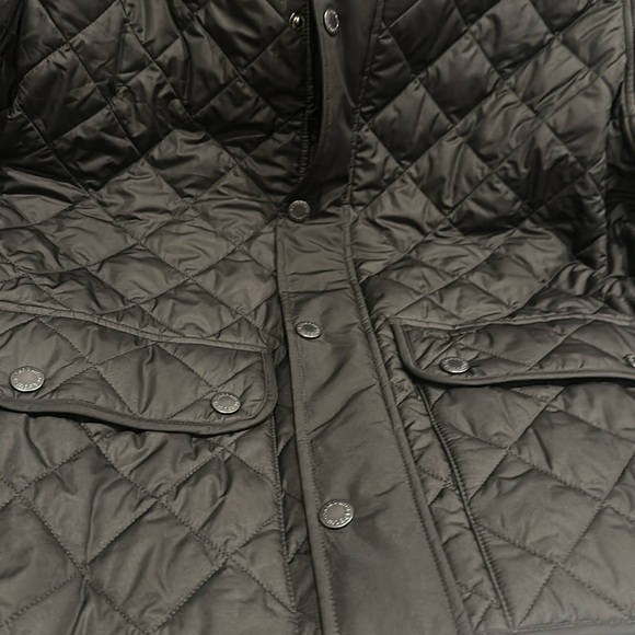 Barbour
Lowerdale
Quilted Jacket - Picture 5 of 8